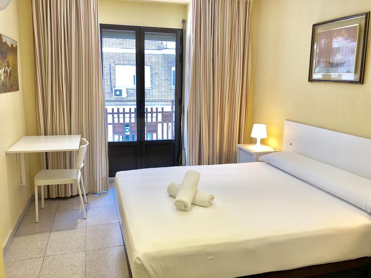 Hostal Arriaza مدريد المظهر الخارجي الصورة
