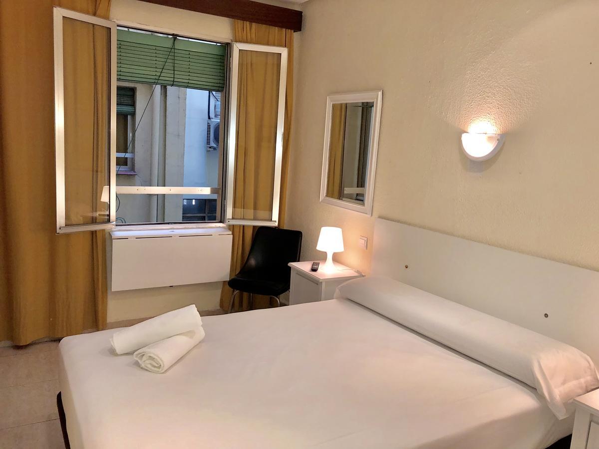 Hostal Arriaza مدريد المظهر الخارجي الصورة